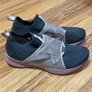 Brooks Levitate 4 LE Running Shoes, Sz 10